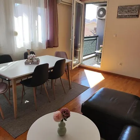 Private Noemi Apartamento *